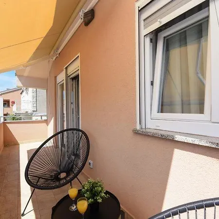 Matea 2 Holiday home Zadar