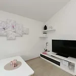 Matea 2 * Ζαντάρ